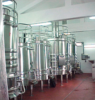 Adega Esquinão Maneiro - Wine Storage Facility em Vila Nova Cachoeirinha
